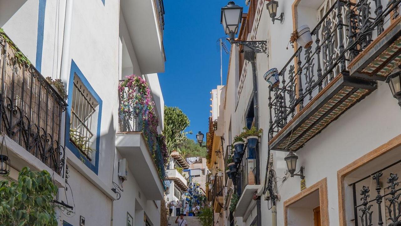 Calle del casco antiguo de Alicante